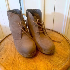 Merona Tan Faux Suede Booties - 10M
